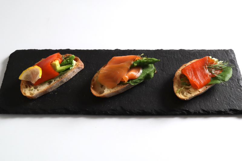 スモークサーモン3種のカナッペ