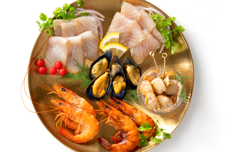 魚介の燻製盛付