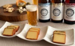 Kaoriのスモークチーズと國乃長クラフトビール