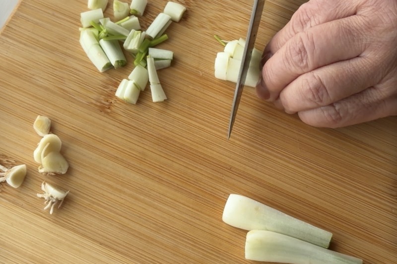 スモーク真つぶ貝のエスカルゴ風、プロセス写真01