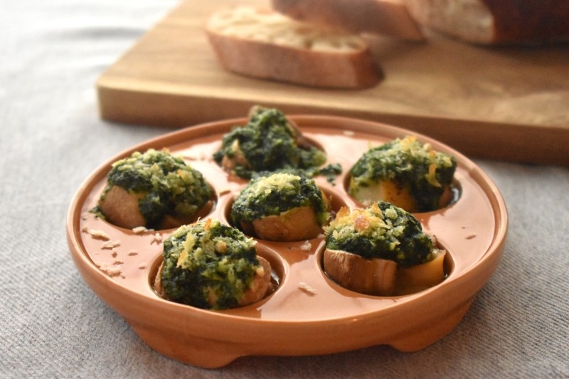 スモーク真つぶ貝のエスカルゴ風