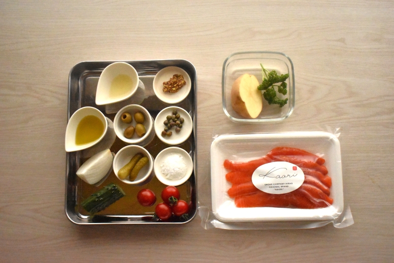 フレッシュスモーク（紅鮭）のラビゴットソース_材料