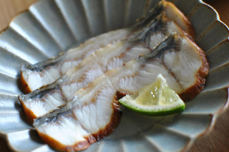 スモークうなぎ_盛付